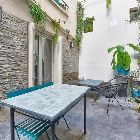 Appartamento Abbesses 18th Bright With Private Courtyard Managed By Mey Age Parigi
